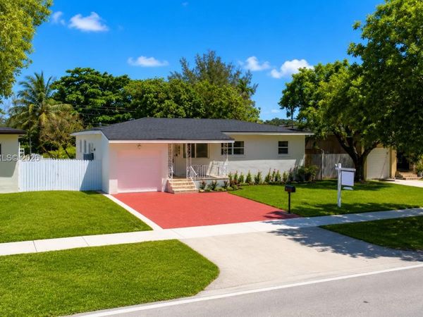 6361 Tamiami Canal Rd , Miami, FL 33126