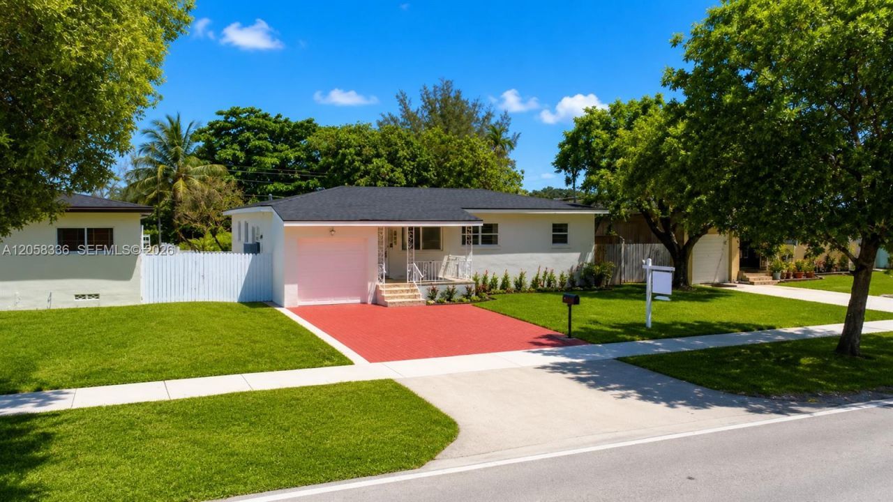 6361 Tamiami Canal Rd, Miami, FL 33126 Photo