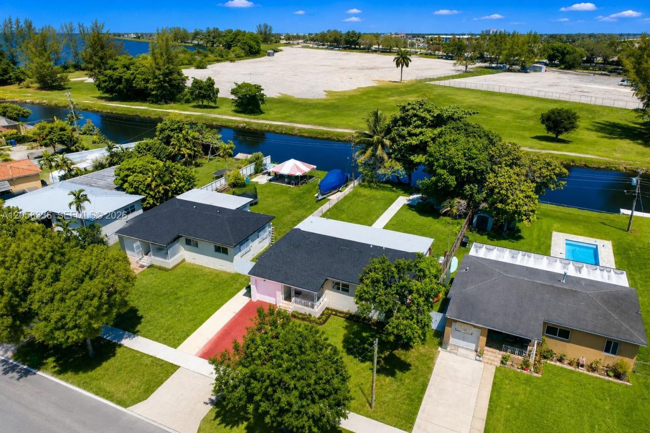 6361 Tamiami Canal Rd, Miami, FL 33126 Photo