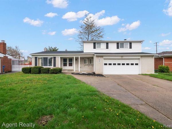 30151 Barbary Court , Warren, MI 48093