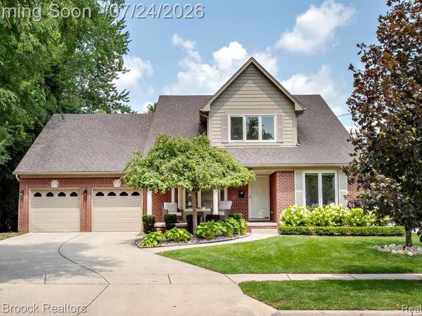 13358 Ludlow Avenue, Huntington Woods, MI 48070