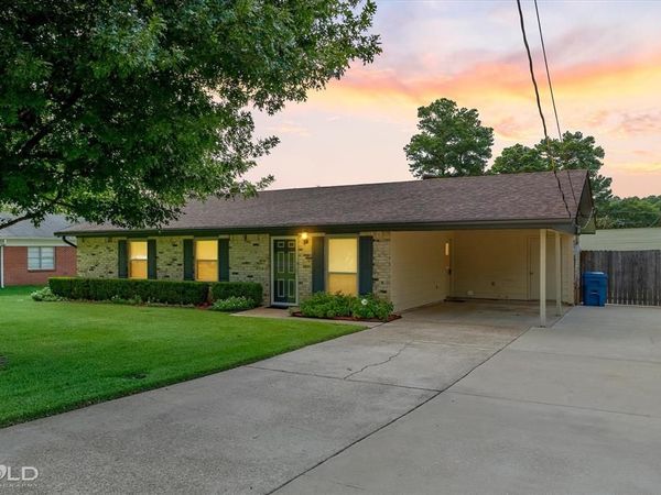 366 Warriner Avenue , Shreveport, LA 71107