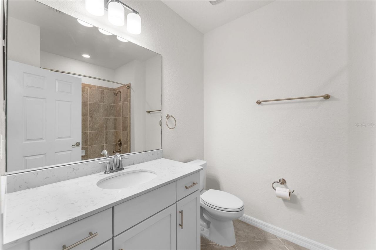 7342 Divot Loop, Lakewood Ranch, FL 34202 Photo