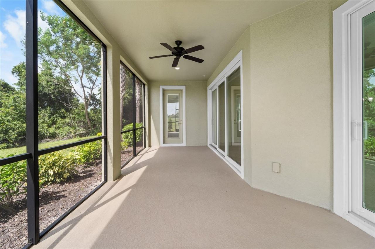 7342 Divot Loop, Lakewood Ranch, FL 34202 Photo