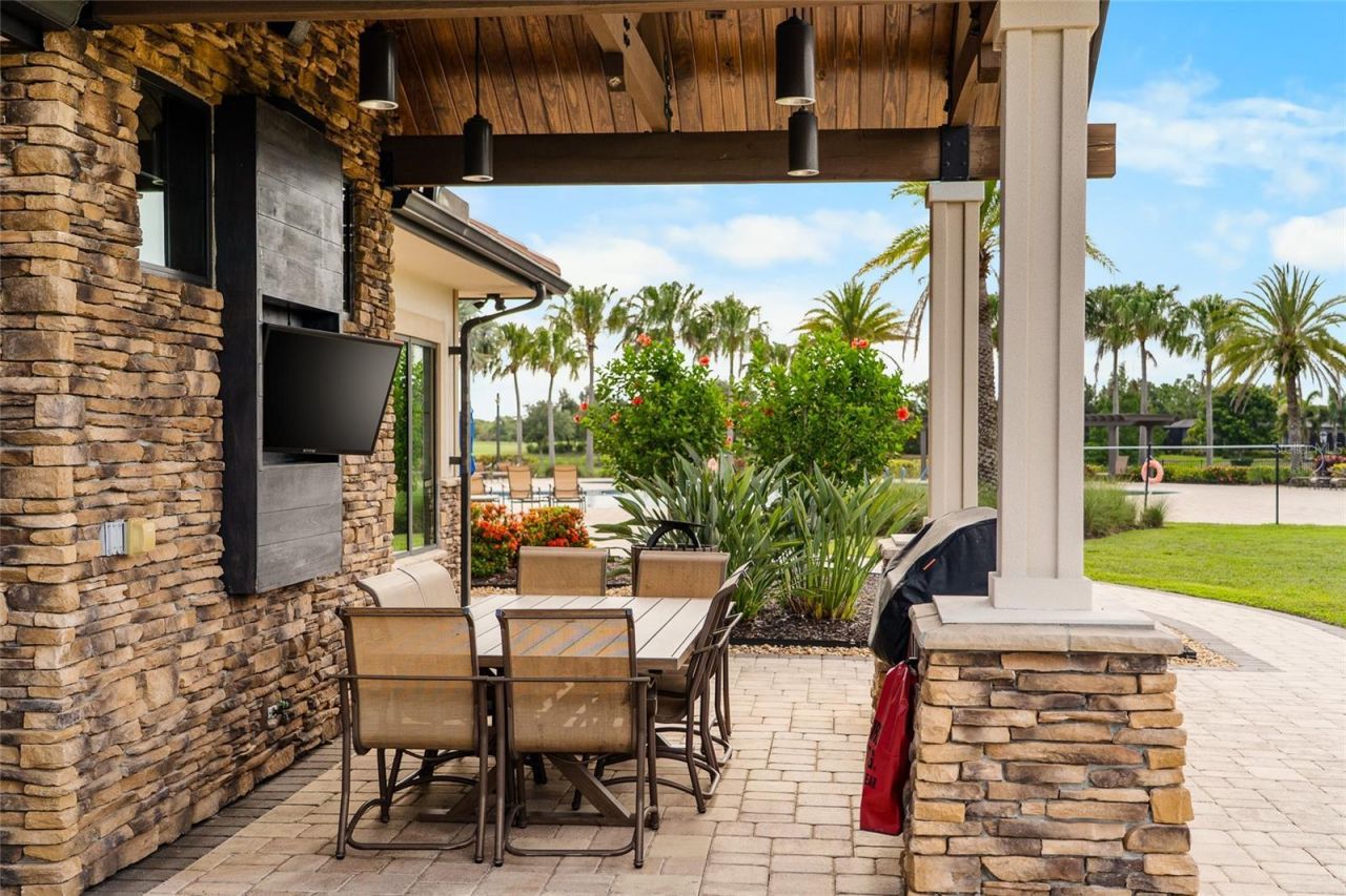 7342 Divot Loop, Lakewood Ranch, FL 34202 Photo