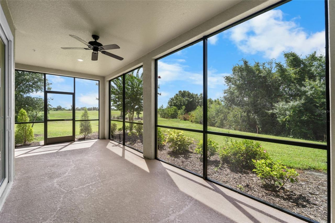 7342 Divot Loop, Lakewood Ranch, FL 34202 Photo