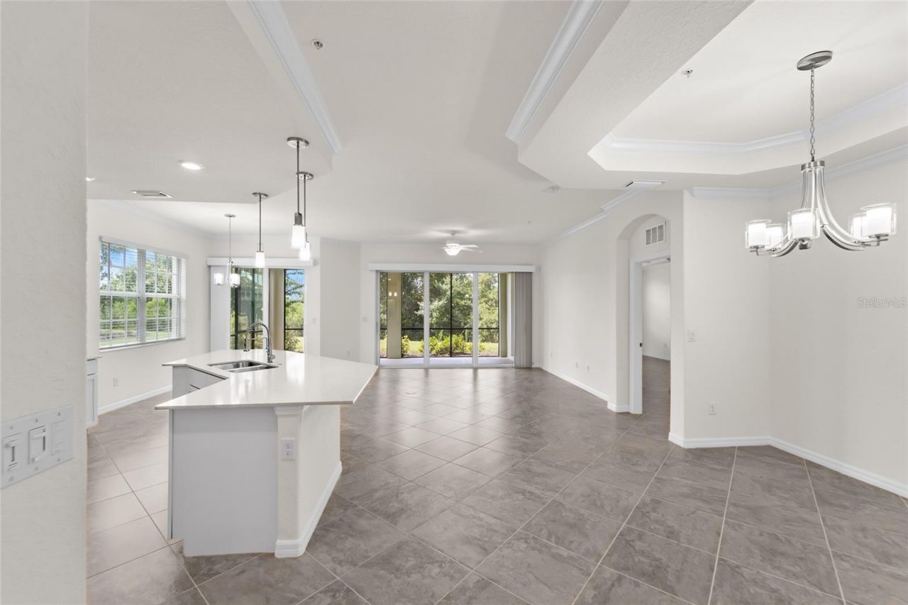 7342 Divot Loop, Lakewood Ranch, FL 34202 Photo