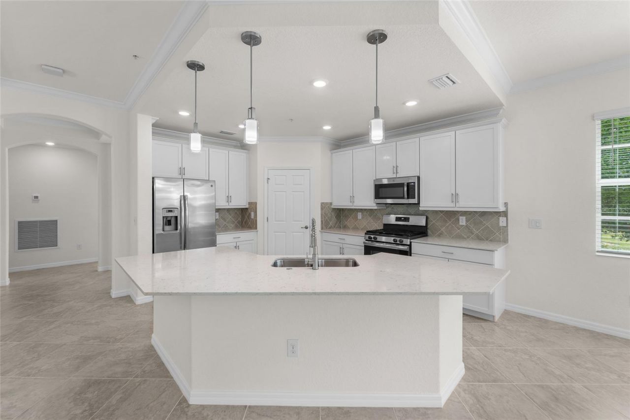7342 Divot Loop, Unit 1, Lakewood Ranch, FL 34202 Photo