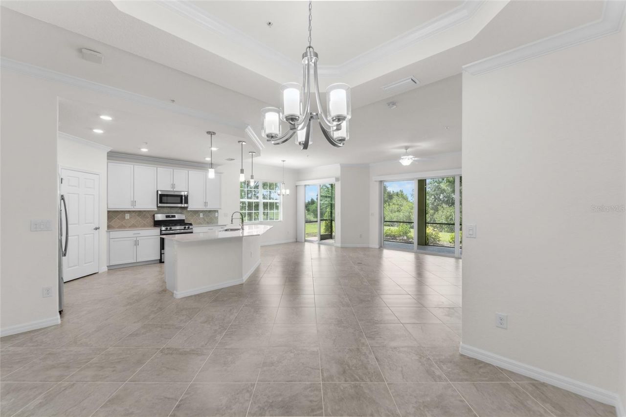 7342 Divot Loop, Unit 1, Lakewood Ranch, FL 34202 Photo
