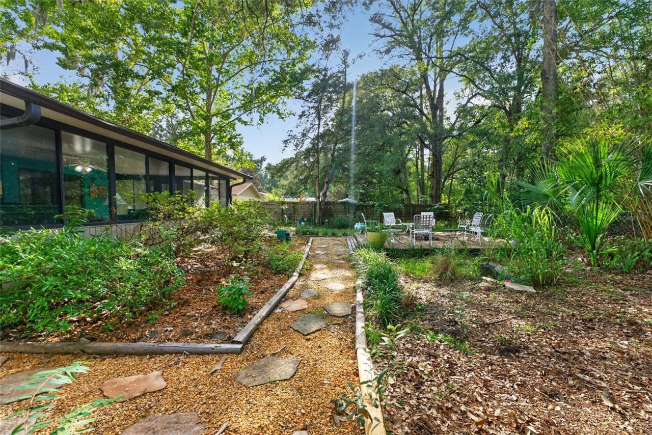 8204 SW 12th Place, Gainesville, FL 32607 Photo
