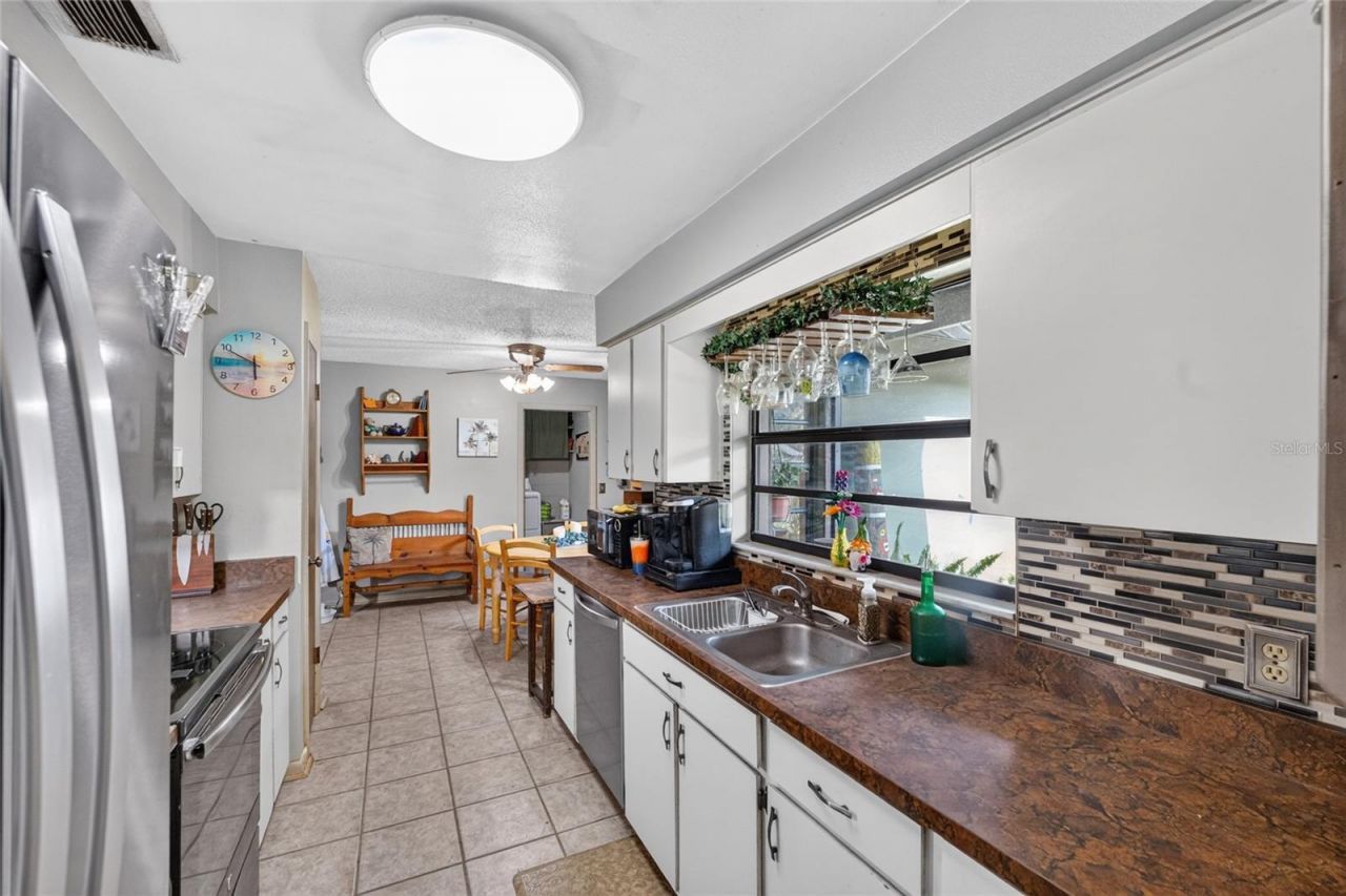 8204 SW 12th Place, Gainesville, FL 32607 Photo