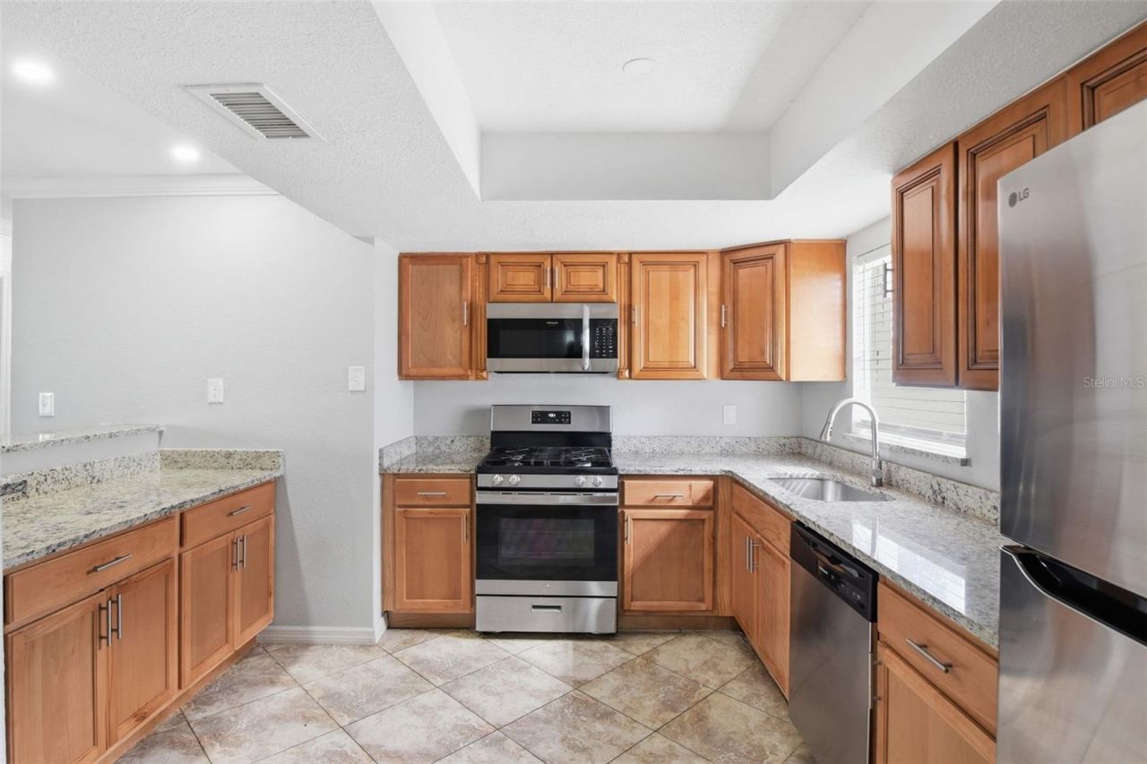 1842 Shore Acres Boulevard Ne, Saint Petersburg, FL 33703 Photo