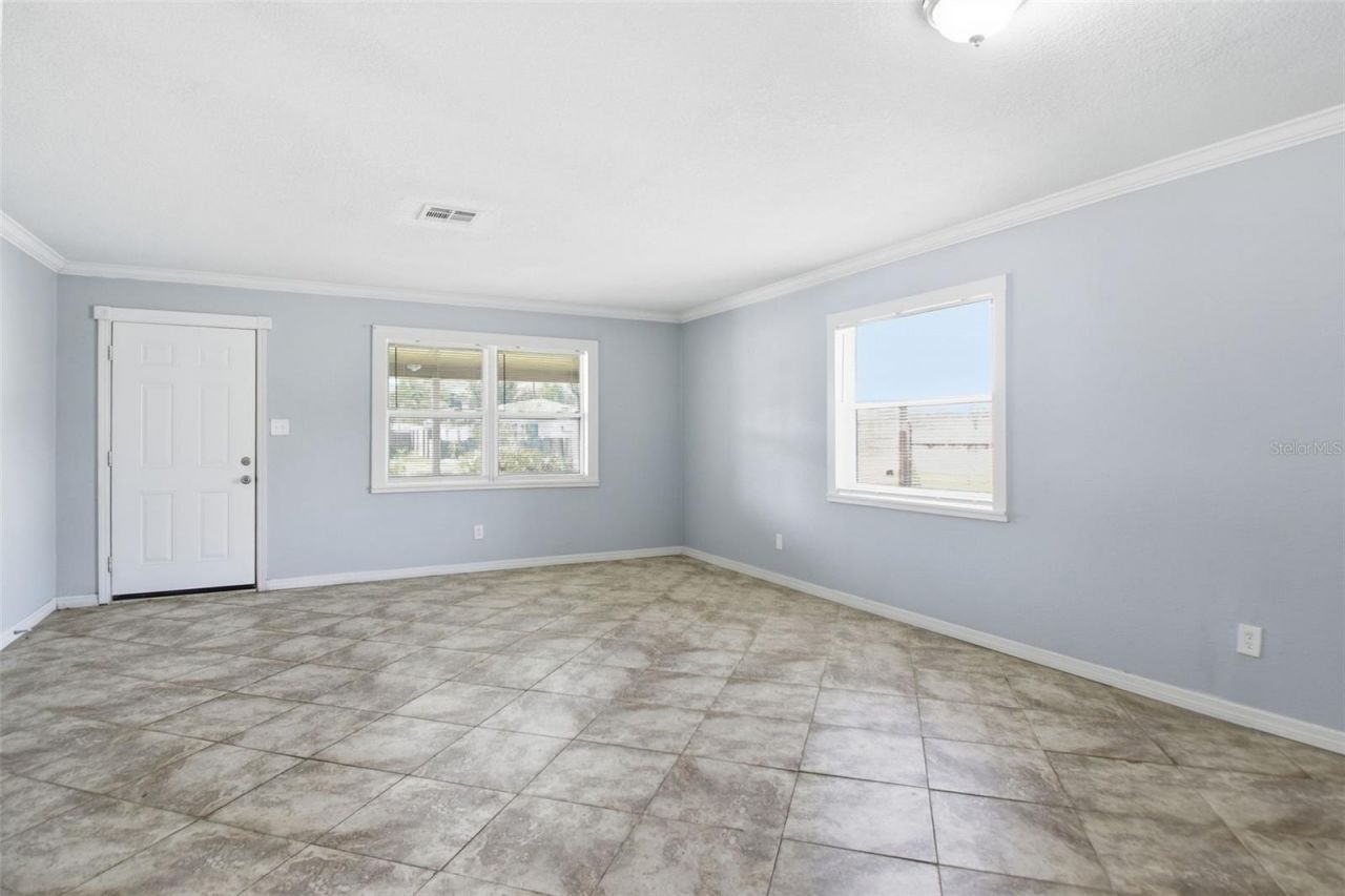 1842 Shore Acres Boulevard Ne, Saint Petersburg, FL 33703 Photo