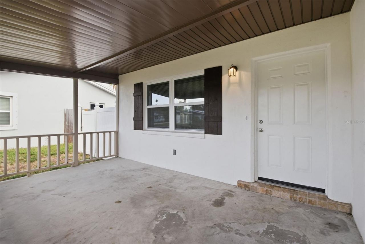 1842 Shore Acres Boulevard Ne, Saint Petersburg, FL 33703 Photo
