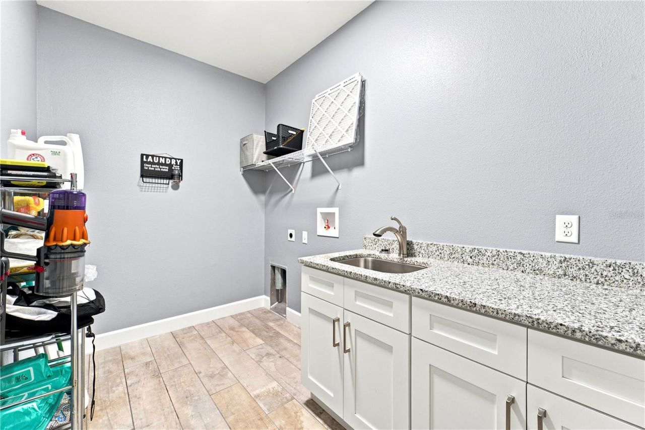 125 Longwood Drive, Osteen, FL 32764 Photo