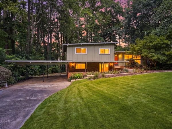 3522 Beachhill Drive , Atlanta, GA 30340