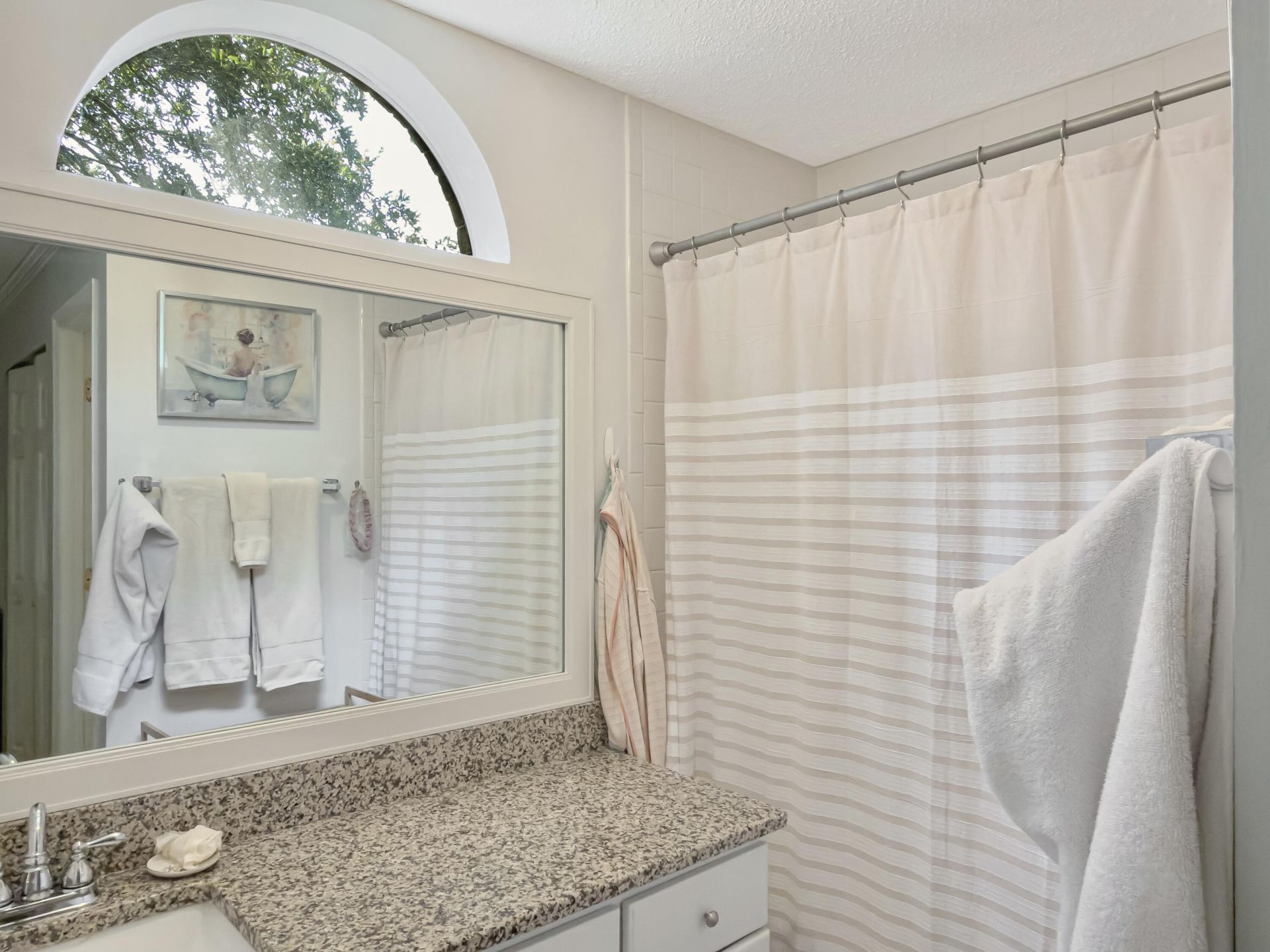 1846 Montclair Drive Photo 32