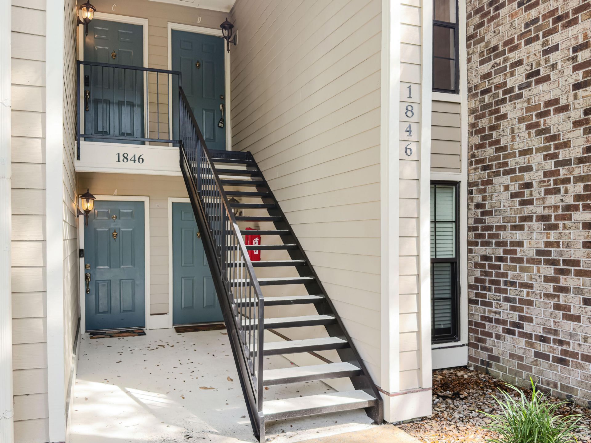 1846 Montclair Drive Photo 8