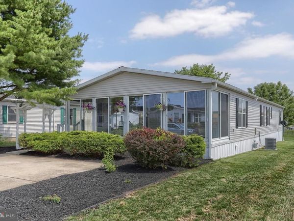 154 W SPRUCE STREET , PALMYRA, PA 17078
