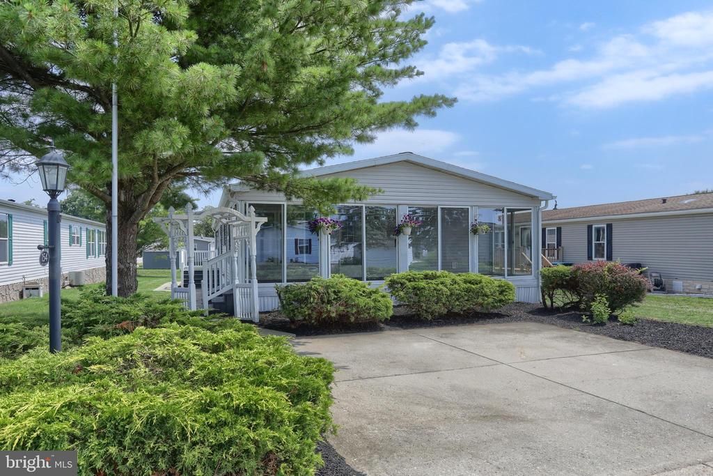 154 W SPRUCE STREET , PALMYRA, PA 17078