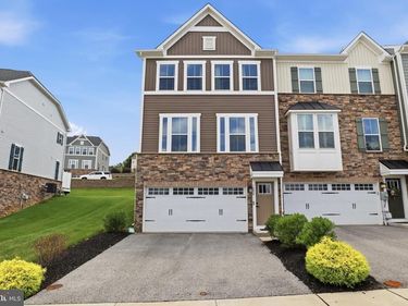 1054 ROSECROFT LANE, Unit 24, YORK, PA 17403