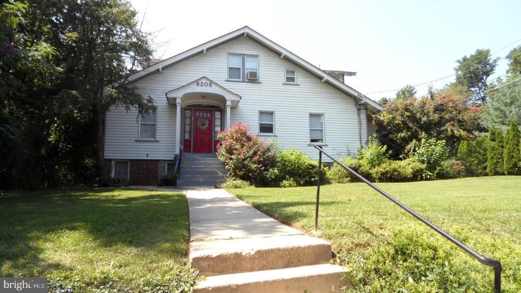 8208 Greenwood Avenue, Takoma Park, MD 20912 Main Photo