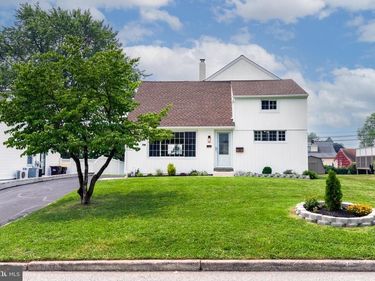 354 W SIGNAL HILL ROAD, KING OF PRUSSIA, PA 19406
