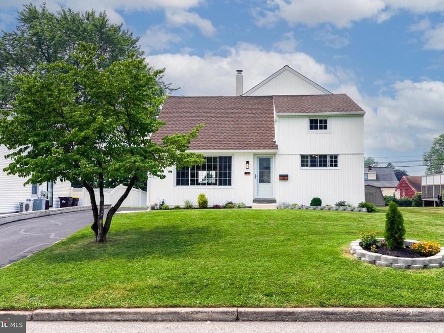 354 W Signal Hill Road, King of Prussia, PA 19406 Main Photo