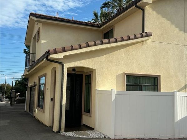 7611 Lilly Way , North Hollywood, CA 91605