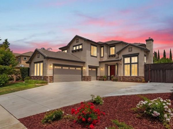 18320 Serra Avenida , Morgan Hill, CA 95037
