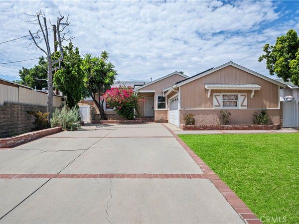 14515 Daubert, San Fernando, CA 91345