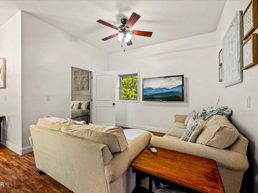 Property Image 76