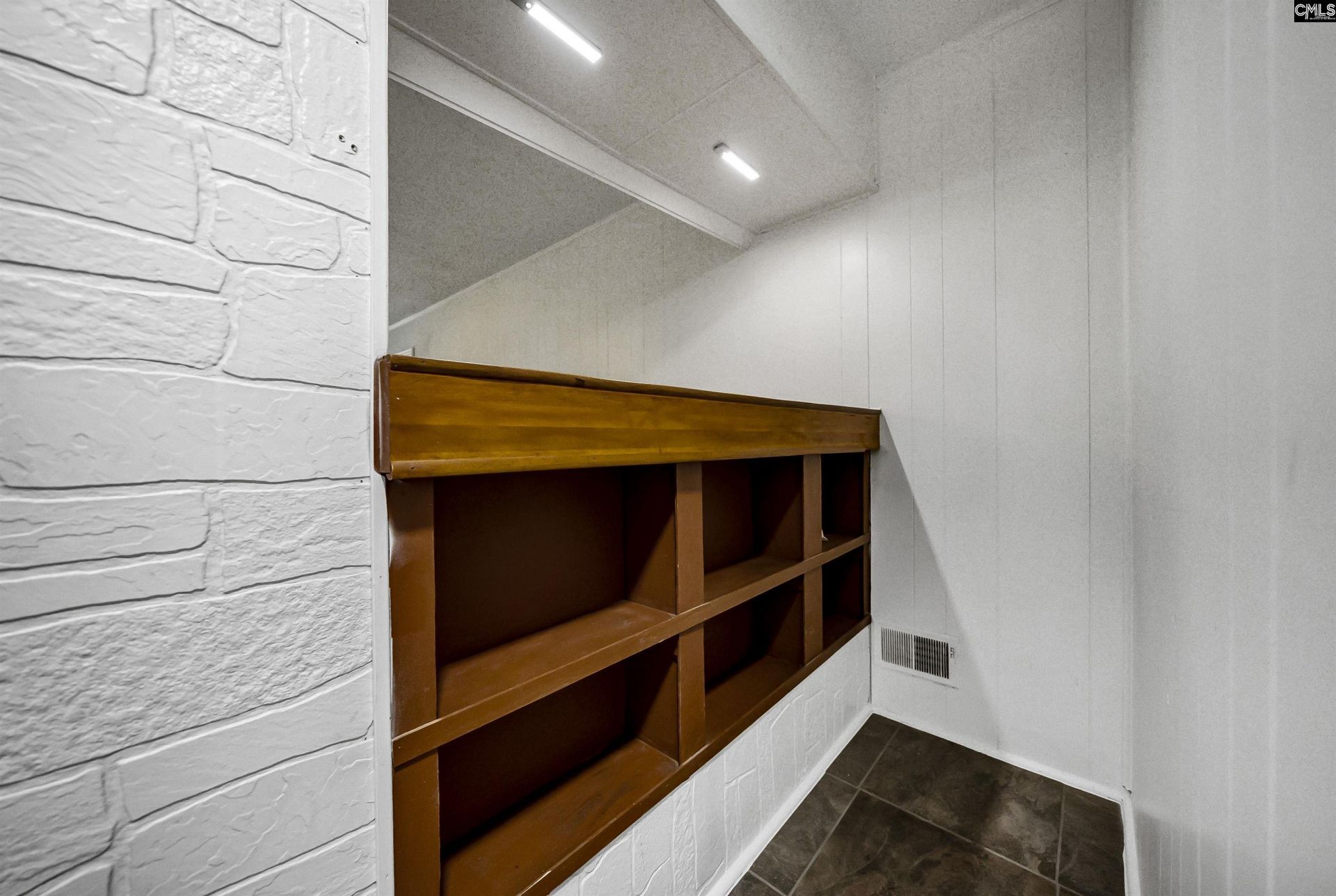 2756 American Avenue  Photo 8