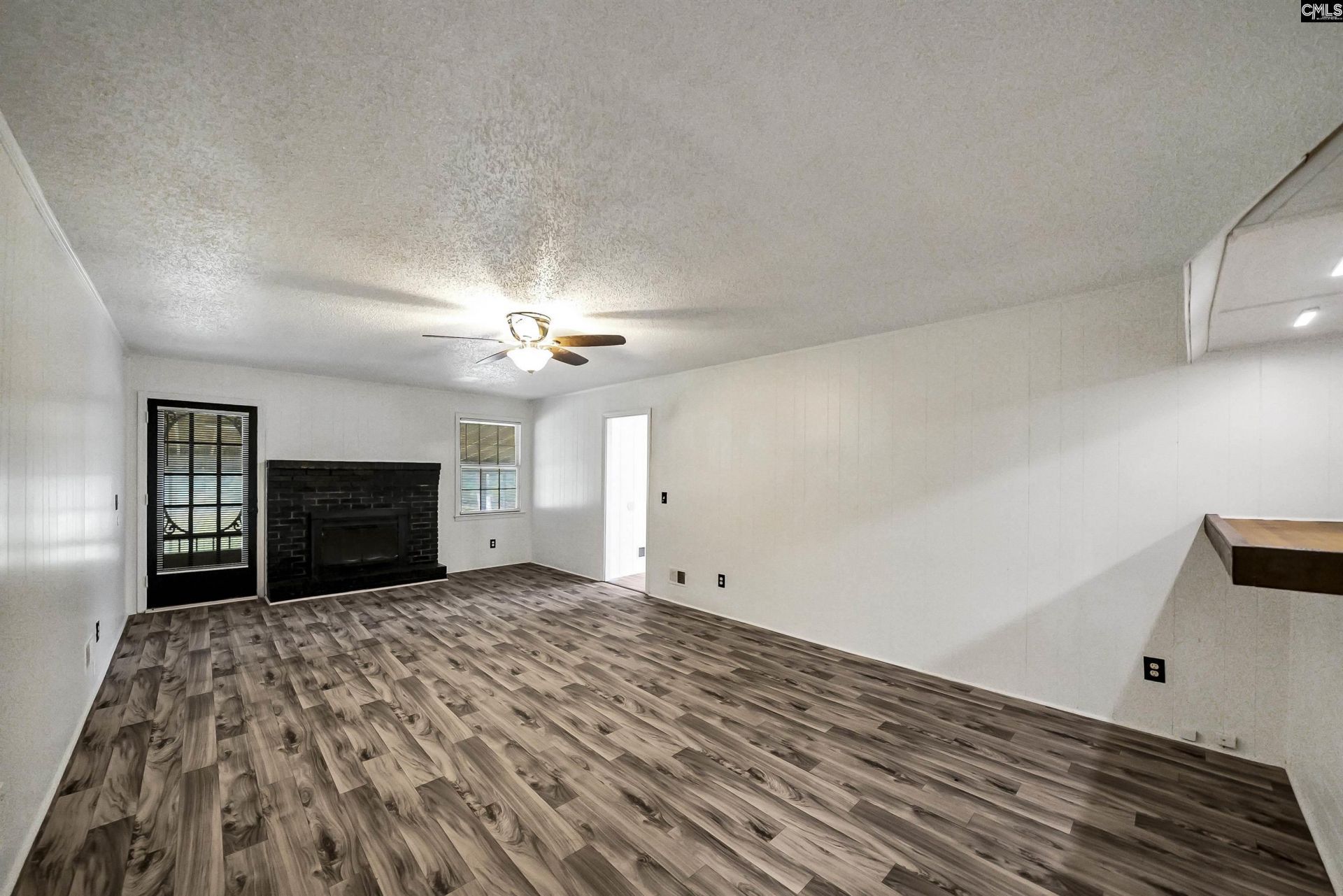 2756 American Avenue  Photo 9