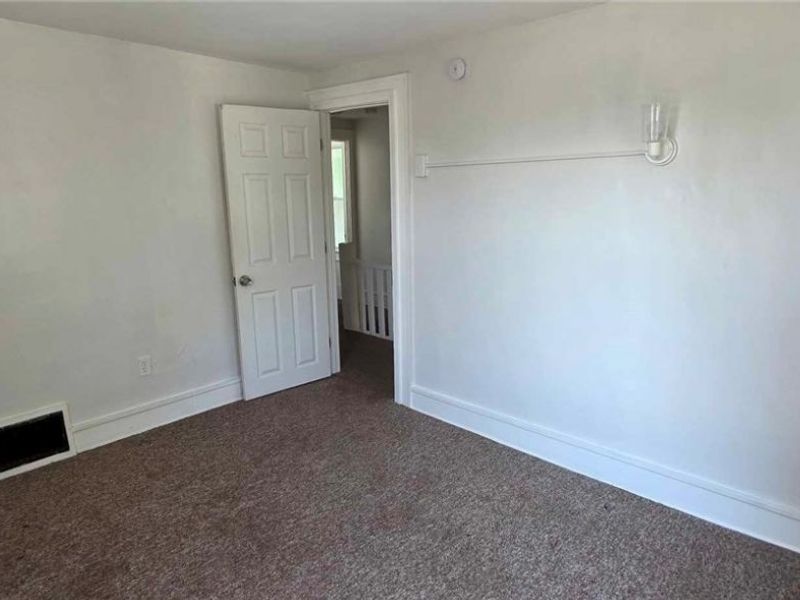 496 Rothrock Avenue, Akron, OH 44314 Photo 22