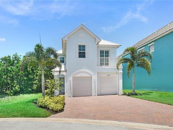 8109 SE Asaro Street, Hobe Sound, FL 33455