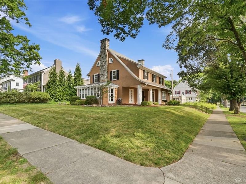 145 Wisteria Drive, Oakwood, OH 45419 Photo 5