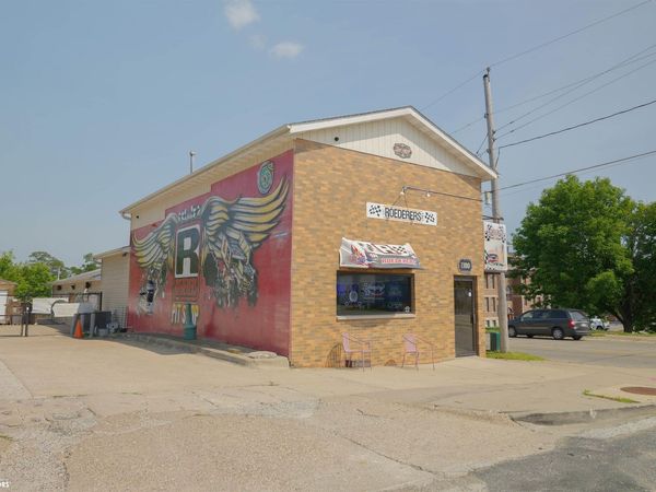 1100 Chalfant Street, Burlington, IA 52601