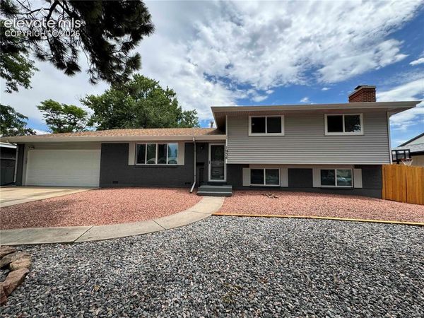 1935 Berkshire Lane, Colorado Springs, CO 80909
