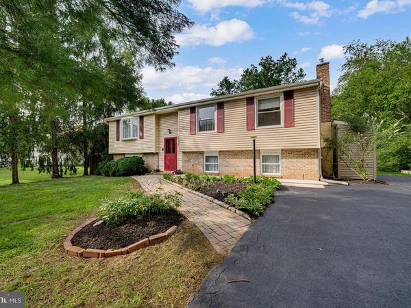 19130 DOWDEN CIRCLE, POOLESVILLE, MD 20837