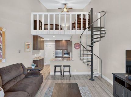 11589 Snowpeak Way, Unit #225, Truckee, CA 96161 Photo