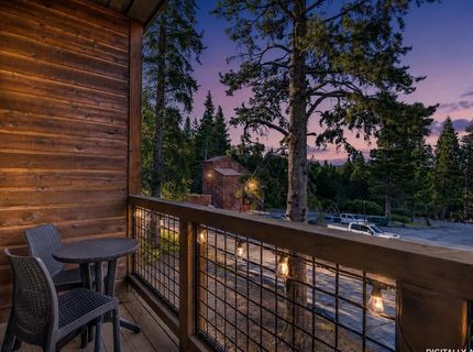 11589 Snowpeak Way, Unit #225, Truckee, CA 96161 Photo