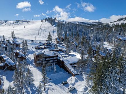 11589 Snowpeak Way, Unit #225, Truckee, CA 96161 Photo
