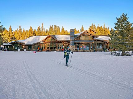 11589 Snowpeak Way, Unit #225, Truckee, CA 96161 Photo