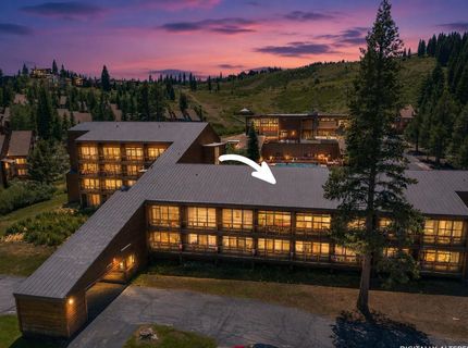 11589 Snowpeak Way, Unit #225, Truckee, CA 96161 Photo