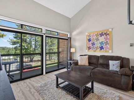 11589 Snowpeak Way, Unit #225, Truckee, CA 96161 Photo