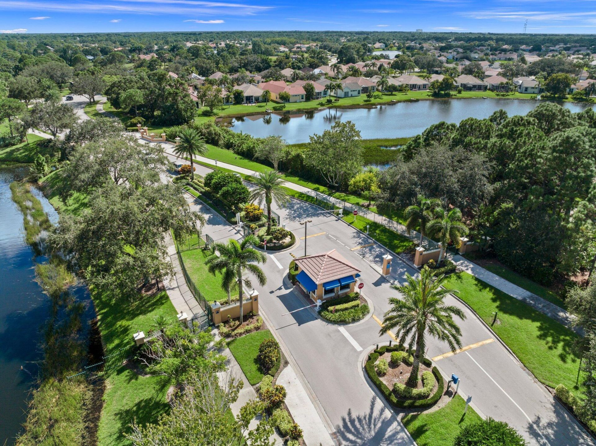 1594 SW Harbour Isles Circle, Unit 77, Port Saint Lucie, FL 34986 Photo