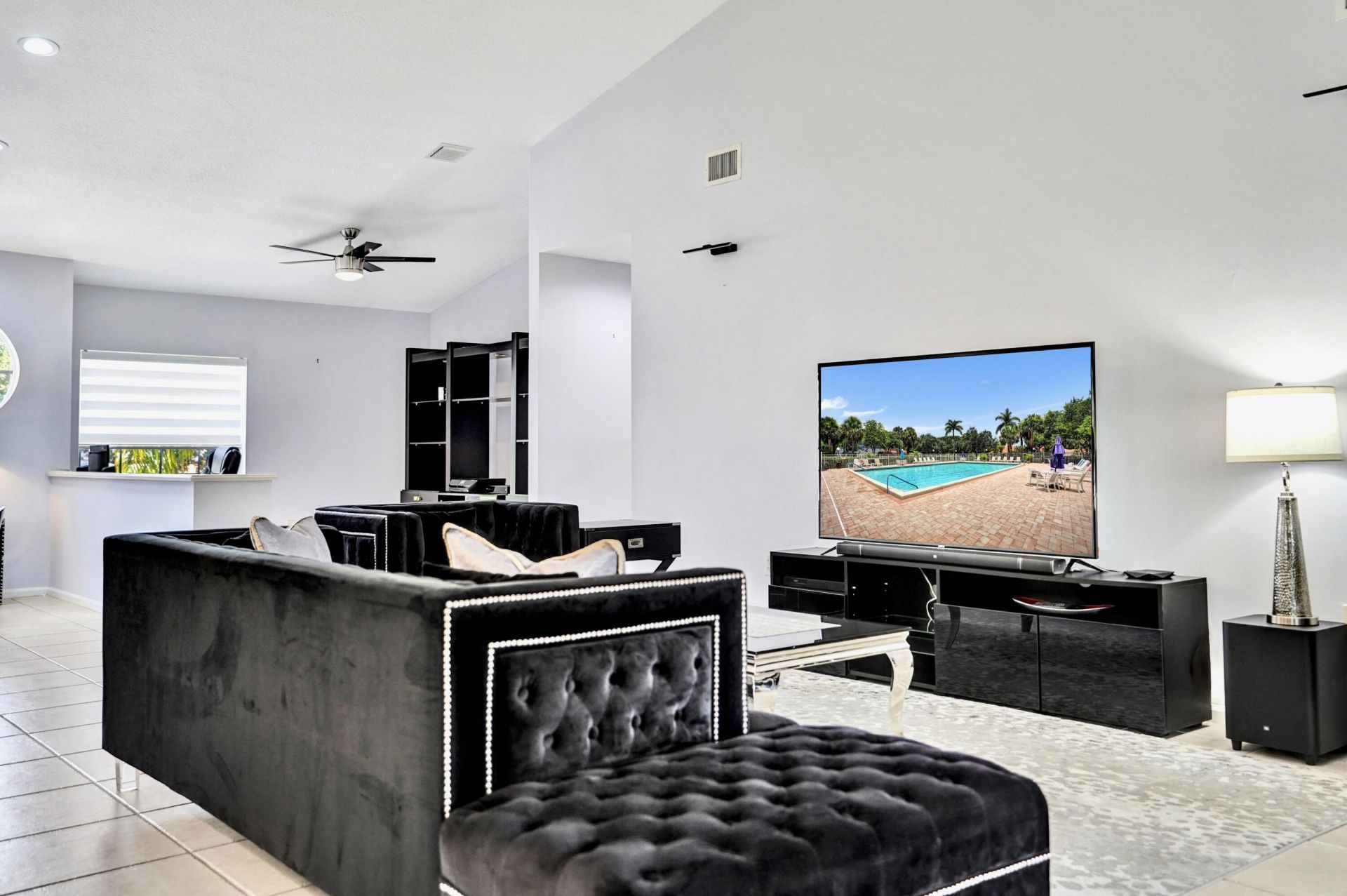 7669 Springwater Place, Unit 202, Boynton Beach, FL 33437 Photo