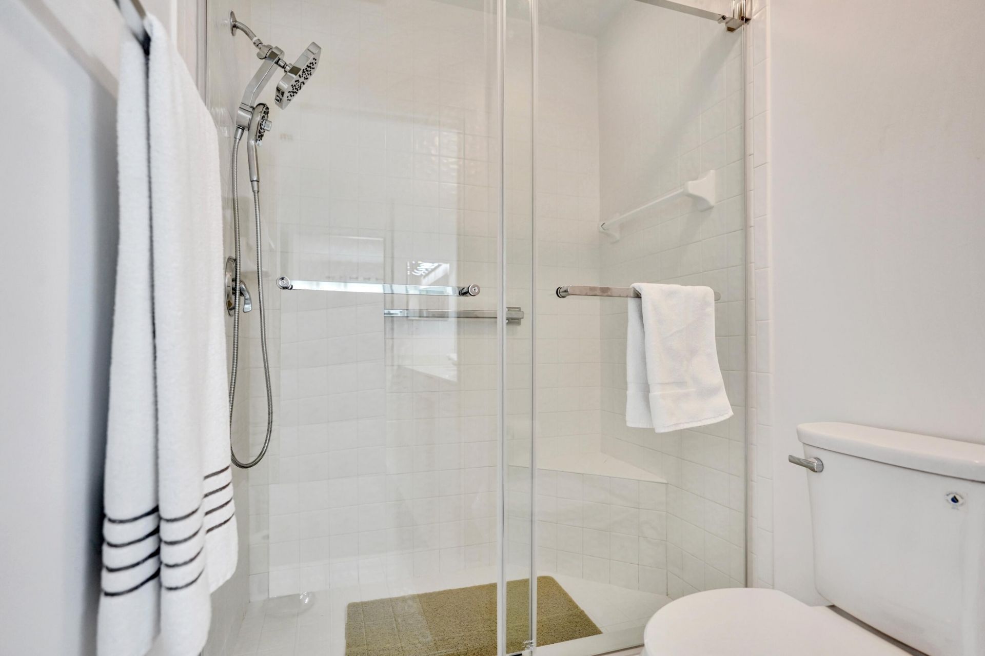 7669 Springwater Place, Unit 202, Boynton Beach, FL 33437 Photo