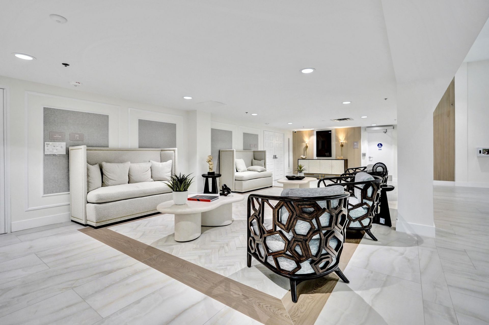 7669 Springwater Place, Unit 202, Boynton Beach, FL 33437 Photo